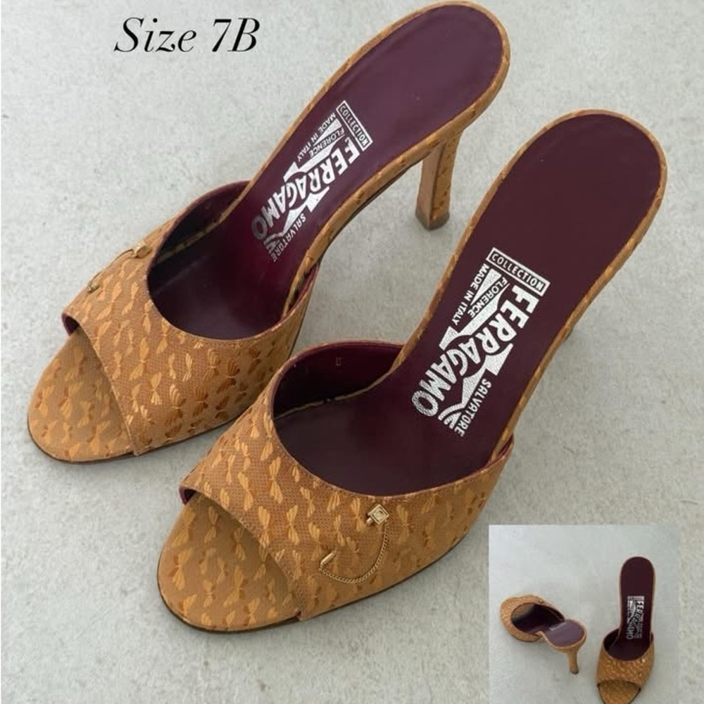 Archival Ferragamo Woven Peep- Toe Mules  💛
